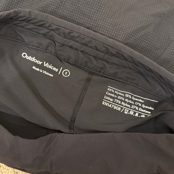 Outdoor Voices black Exercise 3” Skort - Picture 4 of 5